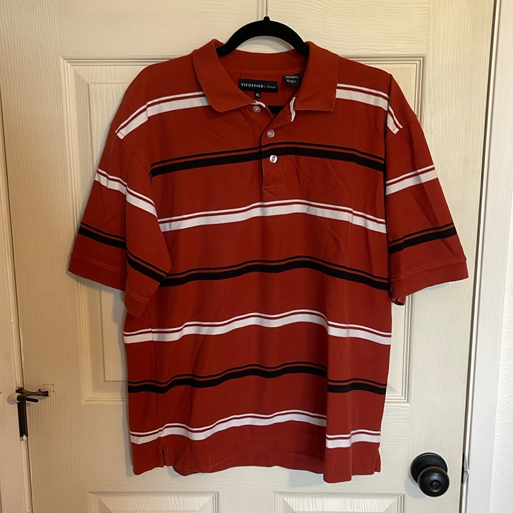 Siegfried and co. Size XL. Polo
